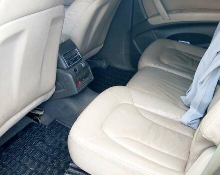 Черный Ауди Ку 7, объемом двигателя 3 л и пробегом 350 тыс. км за 12700 $, фото 9 на Automoto.ua