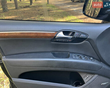 Черный Ауди Ку 7, объемом двигателя 3.6 л и пробегом 234 тыс. км за 9700 $, фото 10 на Automoto.ua