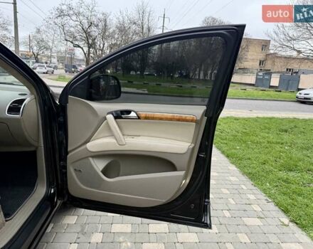 Черный Ауди Ку 7, объемом двигателя 4.2 л и пробегом 291 тыс. км за 9999 $, фото 47 на Automoto.ua