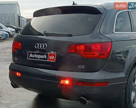 Чорний Ауді Ку 7, об'ємом двигуна 4.2 л та пробігом 220 тис. км за 10000 $, фото 9 на Automoto.ua