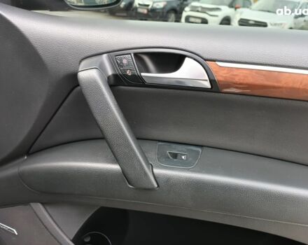 Чорний Ауді Ку 7, об'ємом двигуна 4.2 л та пробігом 220 тис. км за 7000 $, фото 45 на Automoto.ua