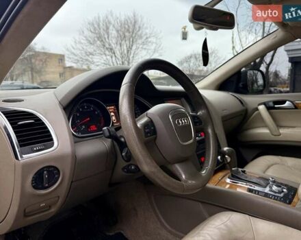 Черный Ауди Ку 7, объемом двигателя 4.2 л и пробегом 291 тыс. км за 9999 $, фото 42 на Automoto.ua