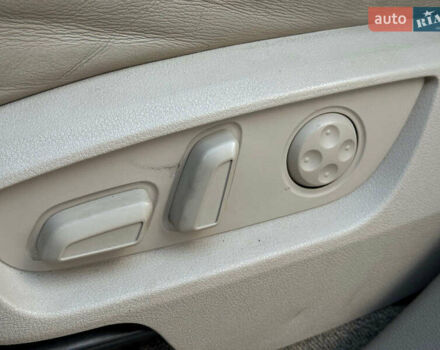 Черный Ауди Ку 7, объемом двигателя 4.2 л и пробегом 260 тыс. км за 10440 $, фото 21 на Automoto.ua