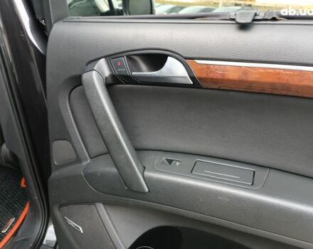 Чорний Ауді Ку 7, об'ємом двигуна 4.2 л та пробігом 220 тис. км за 7000 $, фото 40 на Automoto.ua