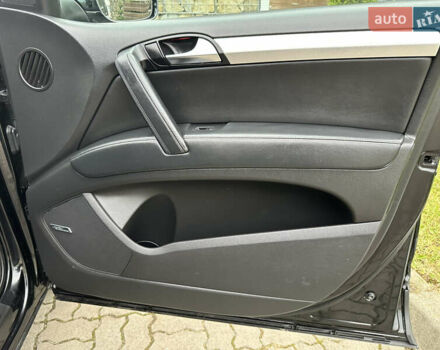 Черный Ауди Ку 7, объемом двигателя 3 л и пробегом 351 тыс. км за 12399 $, фото 99 на Automoto.ua