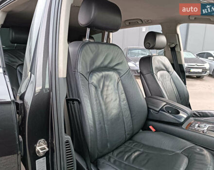 Чорний Ауді Ку 7, об'ємом двигуна 4.2 л та пробігом 220 тис. км за 10000 $, фото 46 на Automoto.ua