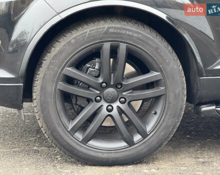 Чорний Ауді Ку 7, об'ємом двигуна 4.2 л та пробігом 335 тис. км за 10599 $, фото 8 на Automoto.ua