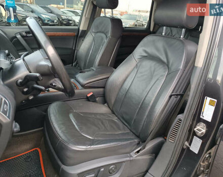 Чорний Ауді Ку 7, об'ємом двигуна 4.2 л та пробігом 220 тис. км за 10000 $, фото 35 на Automoto.ua