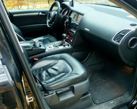 Чорний Ауді Ку 7, об'ємом двигуна 3 л та пробігом 300 тис. км за 12000 $, фото 1 на Automoto.ua