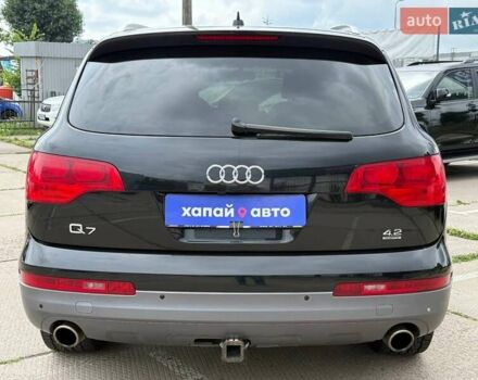 Черный Ауди Ку 7, объемом двигателя 4.2 л и пробегом 165 тыс. км за 11900 $, фото 4 на Automoto.ua