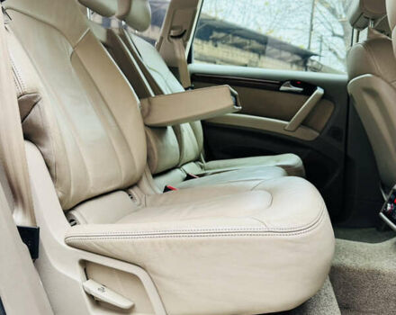 Черный Ауди Ку 7, объемом двигателя 3.6 л и пробегом 280 тыс. км за 11999 $, фото 27 на Automoto.ua