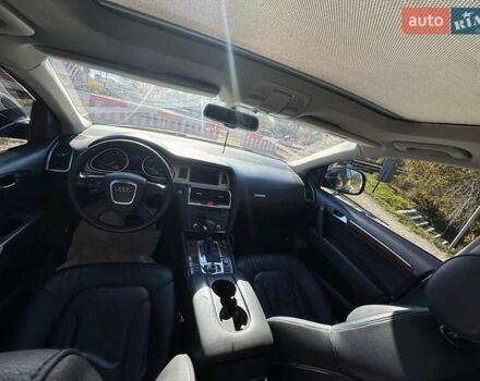 Черный Ауди Ку 7, объемом двигателя 0 л и пробегом 230 тыс. км за 9000 $, фото 7 на Automoto.ua