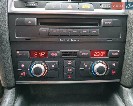 Чорний Ауді Ку 7, об'ємом двигуна 4.2 л та пробігом 220 тис. км за 10000 $, фото 27 на Automoto.ua