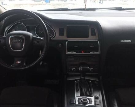 Черный Ауди Ку 7, объемом двигателя 4.1 л и пробегом 380 тыс. км за 13800 $, фото 2 на Automoto.ua