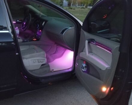 Черный Ауди Ку 7, объемом двигателя 4.2 л и пробегом 280 тыс. км за 10200 $, фото 5 на Automoto.ua