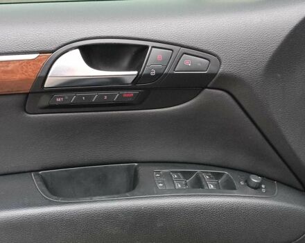 Чорний Ауді Ку 7, об'ємом двигуна 4.2 л та пробігом 220 тис. км за 10000 $, фото 19 на Automoto.ua