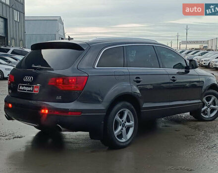 Чорний Ауді Ку 7, об'ємом двигуна 4.2 л та пробігом 220 тис. км за 10000 $, фото 11 на Automoto.ua