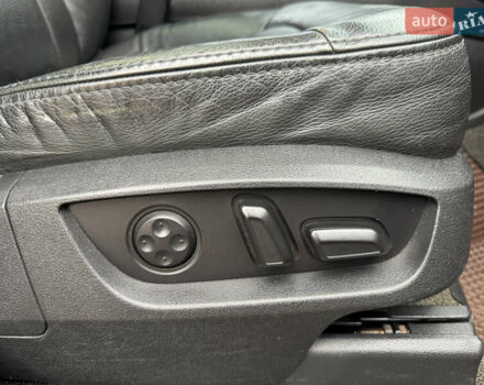 Чорний Ауді Ку 7, об'ємом двигуна 4.2 л та пробігом 335 тис. км за 10599 $, фото 27 на Automoto.ua