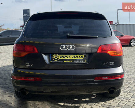 Черный Ауди Ку 7, объемом двигателя 2.97 л и пробегом 208 тыс. км за 14000 $, фото 5 на Automoto.ua