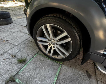 Черный Ауди Ку 7, объемом двигателя 4.13 л и пробегом 247 тыс. км за 17200 $, фото 25 на Automoto.ua