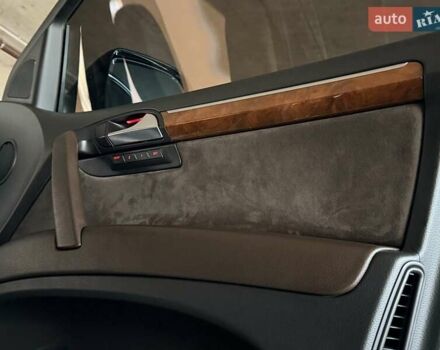 Черный Ауди Ку 7, объемом двигателя 2.97 л и пробегом 239 тыс. км за 16500 $, фото 118 на Automoto.ua