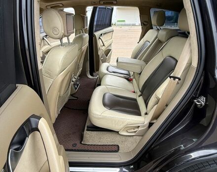 Черный Ауди Ку 7, объемом двигателя 4.1 л и пробегом 310 тыс. км за 14900 $, фото 7 на Automoto.ua