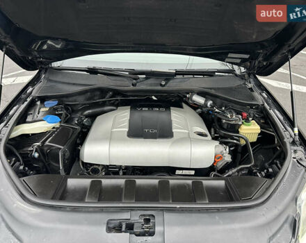 Черный Ауди Ку 7, объемом двигателя 2.97 л и пробегом 257 тыс. км за 12500 $, фото 56 на Automoto.ua