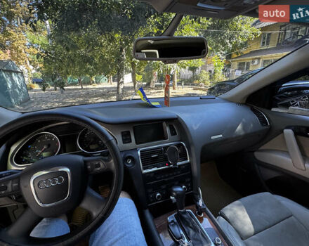 Черный Ауди Ку 7, объемом двигателя 4.13 л и пробегом 247 тыс. км за 17200 $, фото 16 на Automoto.ua