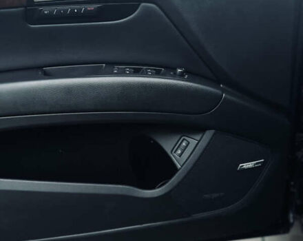 Чорний Ауді Ку 7, об'ємом двигуна 4.2 л та пробігом 240 тис. км за 6999 $, фото 10 на Automoto.ua