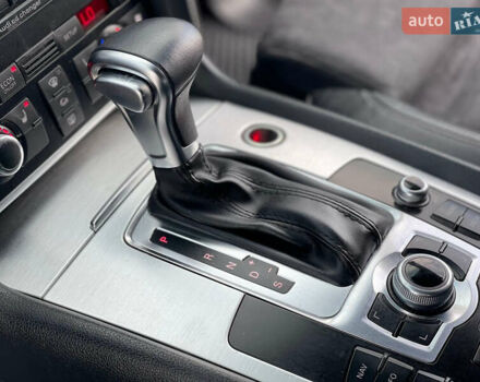 Чорний Ауді Ку 7, об'ємом двигуна 3 л та пробігом 285 тис. км за 11900 $, фото 11 на Automoto.ua