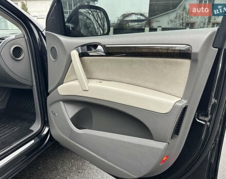 Черный Ауди Ку 7, объемом двигателя 2.97 л и пробегом 257 тыс. км за 12500 $, фото 47 на Automoto.ua