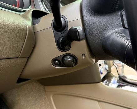 Черный Ауди Ку 7, объемом двигателя 4.1 л и пробегом 310 тыс. км за 14900 $, фото 10 на Automoto.ua