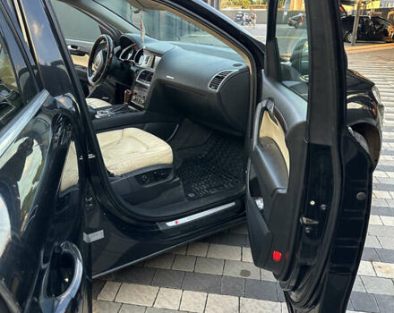 Черный Ауди Ку 7, объемом двигателя 4.13 л и пробегом 278 тыс. км за 10900 $, фото 6 на Automoto.ua