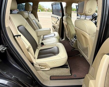 Черный Ауди Ку 7, объемом двигателя 4.1 л и пробегом 310 тыс. км за 14900 $, фото 6 на Automoto.ua