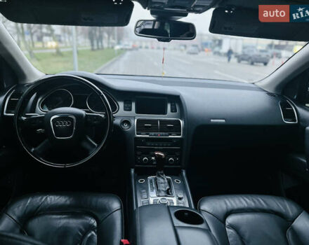 Чорний Ауді Ку 7, об'ємом двигуна 4.2 л та пробігом 240 тис. км за 6999 $, фото 9 на Automoto.ua
