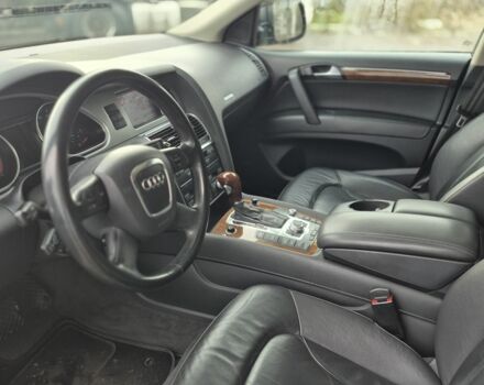 Чорний Ауді Ку 7, об'ємом двигуна 0 л та пробігом 181 тис. км за 9999 $, фото 6 на Automoto.ua