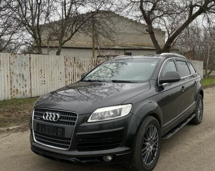 Черный Ауди Ку 7, объемом двигателя 3 л и пробегом 250 тыс. км за 6399 $, фото 1 на Automoto.ua