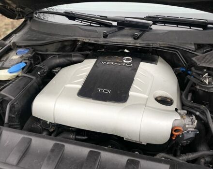 Черный Ауди Ку 7, объемом двигателя 3 л и пробегом 250 тыс. км за 6399 $, фото 7 на Automoto.ua