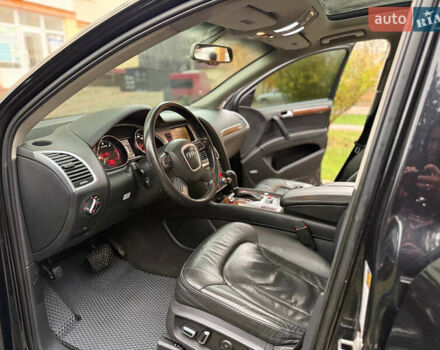 Черный Ауди Ку 7, объемом двигателя 3 л и пробегом 200 тыс. км за 15500 $, фото 62 на Automoto.ua