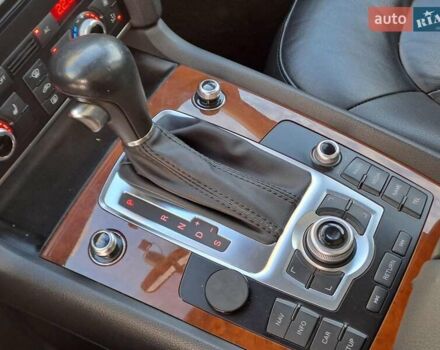 Чорний Ауді Ку 7, об'ємом двигуна 3 л та пробігом 169 тис. км за 12990 $, фото 8 на Automoto.ua