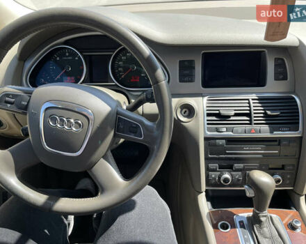Черный Ауди Ку 7, объемом двигателя 2.97 л и пробегом 330 тыс. км за 14000 $, фото 15 на Automoto.ua