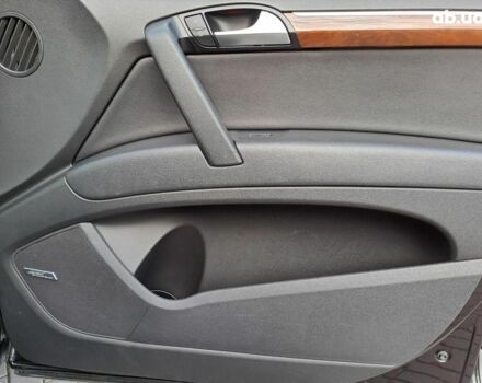 Чорний Ауді Ку 7, об'ємом двигуна 3 л та пробігом 169 тис. км за 12990 $, фото 12 на Automoto.ua