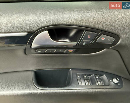 Черный Ауди Ку 7, объемом двигателя 2.97 л и пробегом 270 тыс. км за 20600 $, фото 4 на Automoto.ua