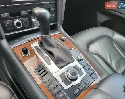 Черный Ауди Ку 7, объемом двигателя 3 л и пробегом 216 тыс. км за 18000 $, фото 7 на Automoto.ua