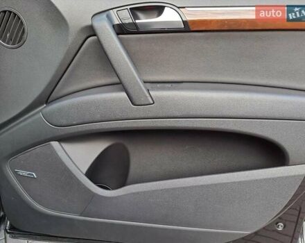 Чорний Ауді Ку 7, об'ємом двигуна 3 л та пробігом 169 тис. км за 12990 $, фото 12 на Automoto.ua
