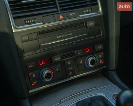 Ауди Ку 7 2010 в Черновцах на Automoto.ua Черный Ауди Ку 7, объемом двигателя 2.97 л и пробегом 343 тыс. км за 15900 $, фото 19 на Automoto.ua