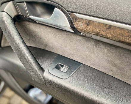 Черный Ауди Ку 7, объемом двигателя 3 л и пробегом 263 тыс. км за 20000 $, фото 27 на Automoto.ua