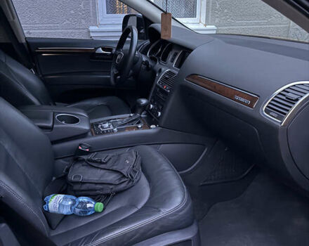 Чорний Ауді Ку 7, об'ємом двигуна 3 л та пробігом 175 тис. км за 15600 $, фото 11 на Automoto.ua