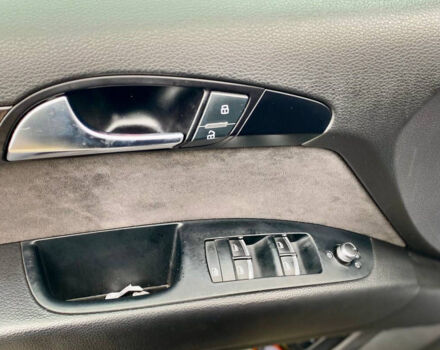 Черный Ауди Ку 7, объемом двигателя 3 л и пробегом 263 тыс. км за 20000 $, фото 9 на Automoto.ua