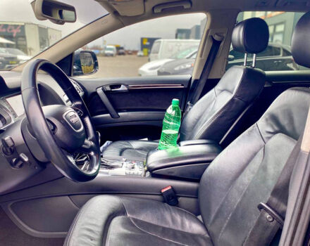 Черный Ауди Ку 7, объемом двигателя 3 л и пробегом 263 тыс. км за 20000 $, фото 11 на Automoto.ua